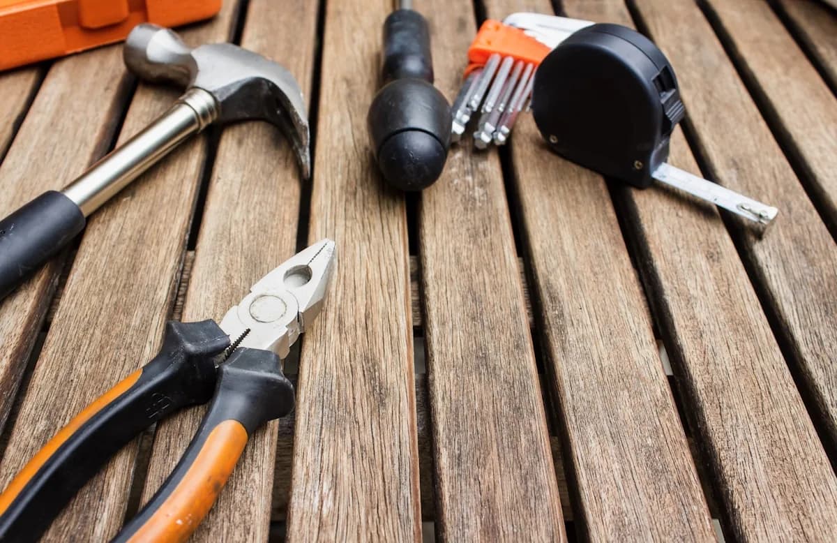 Van Tax for the Self-Employed: Buy, Lease or Claim