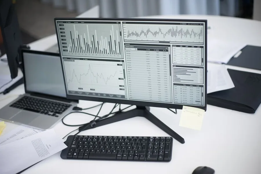 A financial modelling dashboard on screen tracking revenue and cash flow trends for a startup runway forecast A financial modelling dashboard on screen tracking revenue and cash flow trends for a startup runway forecast
