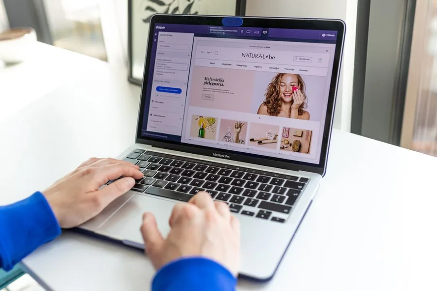 Running an online shopfront from a laptop, the kind of marketplace selling that can bring Vinted Pro fees within VAT Running an online shopfront from a laptop, the kind of marketplace selling that can bring Vinted Pro fees within VAT
