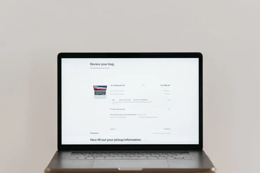 An online store basket at checkout, the kind of ecommerce sales that count towards the £90,000 VAT registration threshold An online store basket at checkout, the kind of ecommerce sales that count towards the £90,000 VAT registration threshold