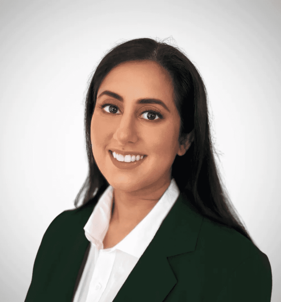 A Zmartly team member smiling, focusing on tax compliance and accounting services.